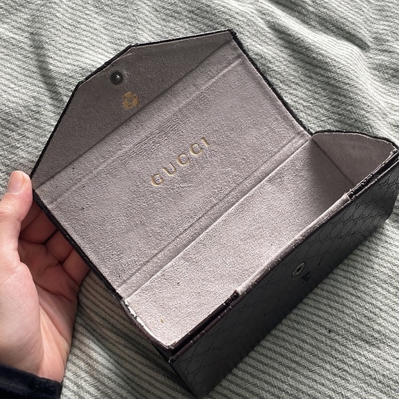 Gucci Sunglasses - Picture 11 of 15